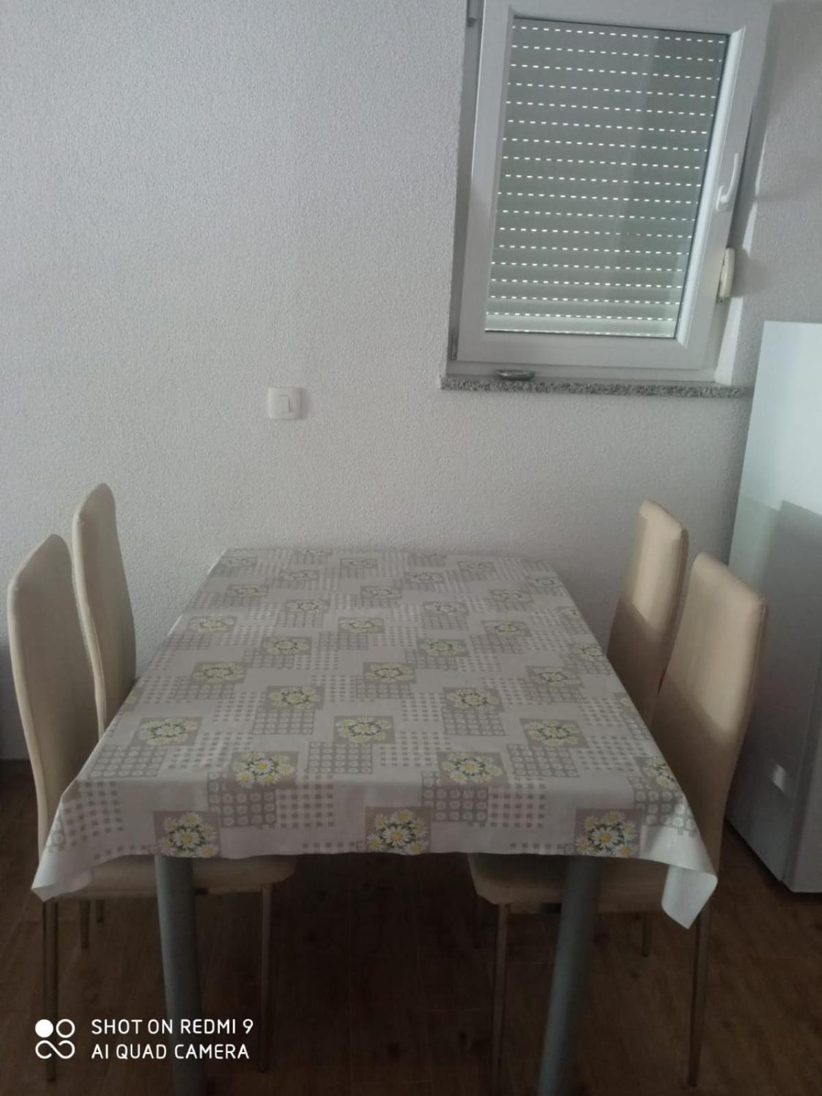 Valentina * Drvenik (Split-Dalmatia)