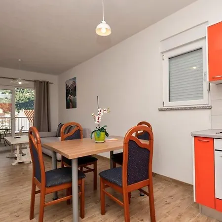 Apartmani Valentina Drvenik Drvenik  Exterior photo